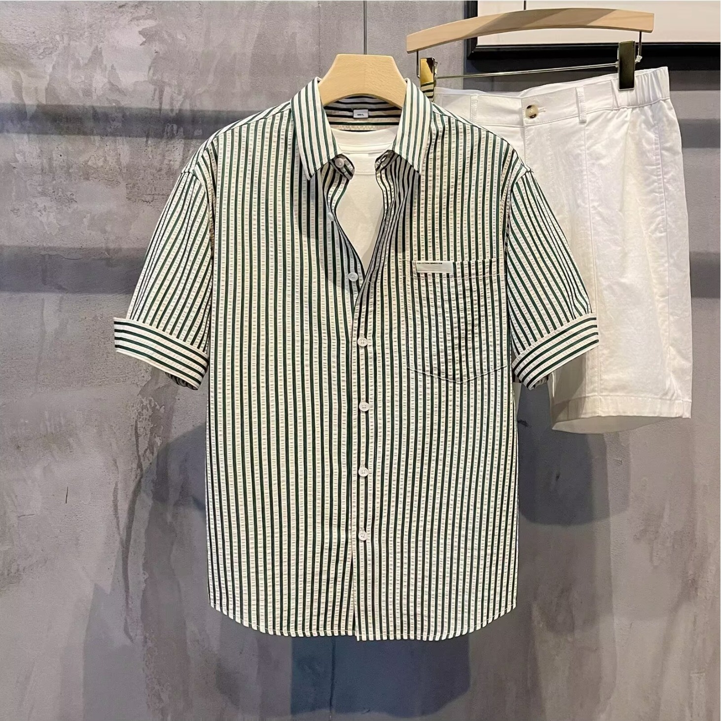 绿色