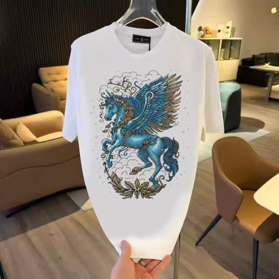 白色